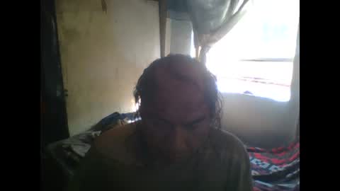 Snapshot of linseyyy chatting on 01/23/25, 08:24 belledelfyyy online show from 01/23/25, 08:24