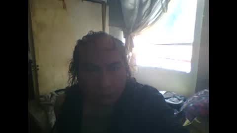 Snapshot of linseyyy chatting on 02/04/25, 07:11 belledelfyyy online show from 02/04/25, 07:11