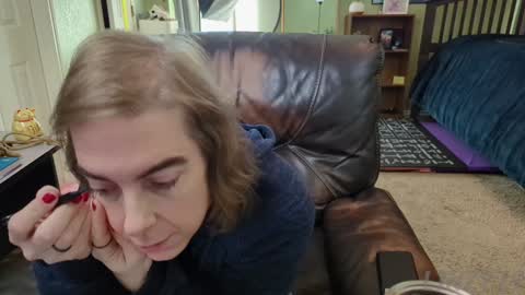 Snapshot of linzy19 chatting on 12/11/24, 07:46 Linzy19 online show from 12/11/24, 07:46