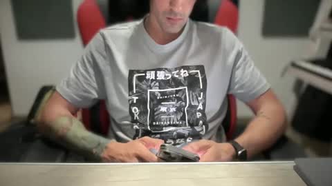 lion_hotty online show from 10/13/25, 07:03