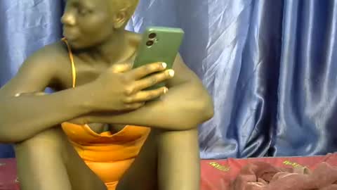 lionesss_ online show from 03/11/25, 01:16