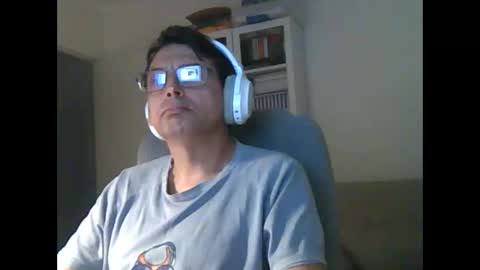 Snapshot of liongr69 chatting on 10/26/25, 06:03 liongr69 online show from 10/26/25, 06:03