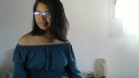 liora online show from 02/04/26, 05:02