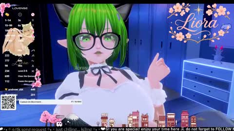im Liora uwu   online show from 09/10/25, 07:03