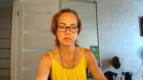 Liora Weiss online show from 06/23/26, 12:25