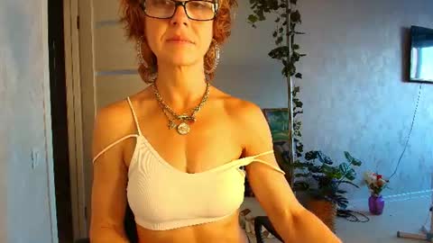 Liora Weiss online show from 07/28/26, 03:21