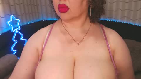 LIpsAddiction online show from 12/26/24, 02:37
