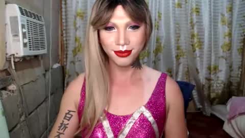 lipshero online show from 09/12/25, 04:40