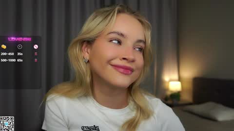 Amelia online show from 01/09/25, 01:08