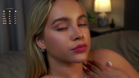 Amelia online show from 02/08/25, 04:14