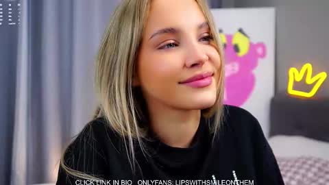 Amelia online show from 10/29/25, 01:08