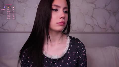 Snapshot of lipswithsmileonthem chatting on 05/26/26, 01:23 Amelia online show from 05/26/26, 01:23