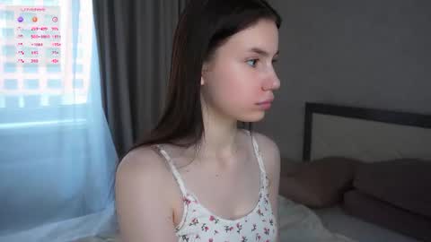 Amelia online show from 06/17/26, 01:19