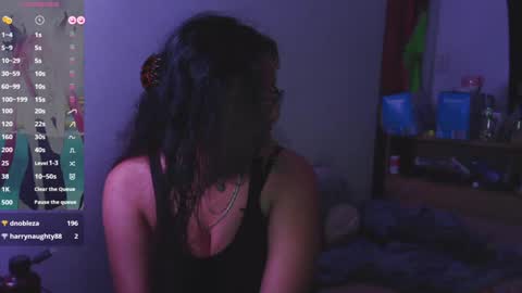 Snapshot of lirabosa chatting on 12/13/24, 06:59 Lira online show from 12/13/24, 06:59