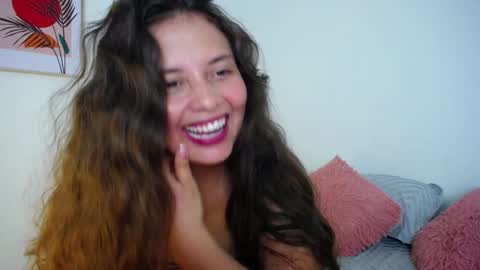 Lily see u on december 2 online show from 01/07/25, 09:35
