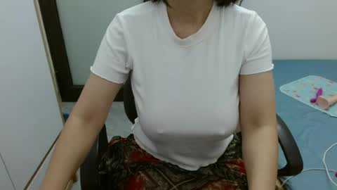 lisa_1011 online show from 07/20/26, 11:18