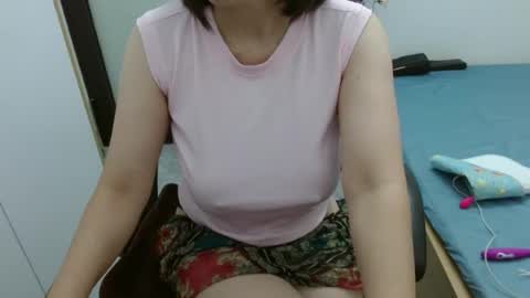 lisa_1011 online show from 07/26/26, 03:14