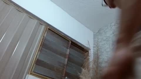 Lisa and Andru online show from 10/01/25, 02:01