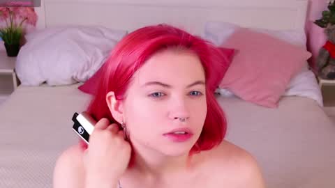 Snapshot of lisa_adam chatting on 12/03/24, 04:25 lissi online show from 12/03/24, 04:25