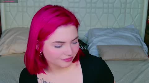 Snapshot of lisa_adam chatting on 12/17/24, 07:29 lissi online show from 12/17/24, 07:29