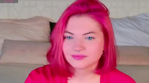 Snapshot of lisa_adam chatting on 12/27/24, 07:29 lissi online show from 12/27/24, 07:29