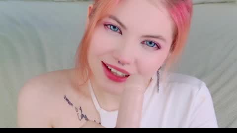 Snapshot of lisa_adam chatting on 01/24/25, 07:08 lissi online show from 01/24/25, 07:08