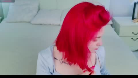 Snapshot of lisa_adam chatting on 01/28/25, 04:08 lissi online show from 01/28/25, 04:08