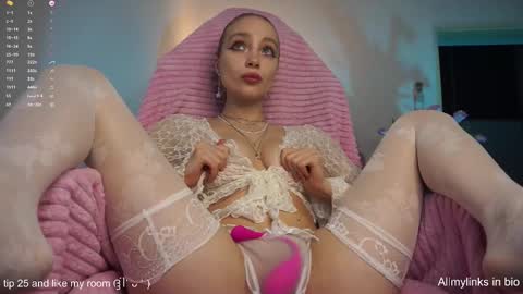 Snapshot of lisa_babymetal chatting on 01/30/25, 12:59 Lisa online show from 01/30/25, 12:59