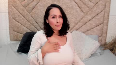 Lisa Baker online show from 12/20/24, 02:08