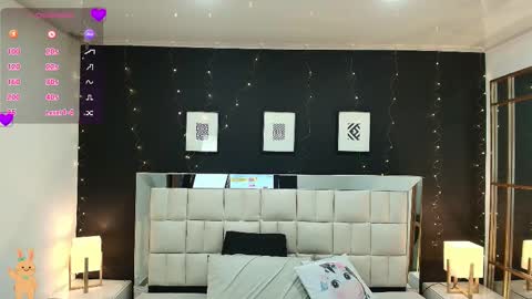 Snapshot of lisa_casper chatting on 10/13/25, 01:22 Lisa online show from 10/13/25, 01:22