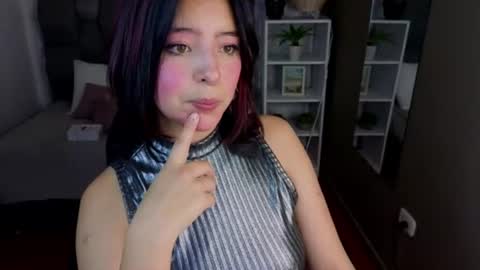 lisa dolly nyx online show from 07/05/26, 05:36