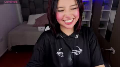 lisa dolly nyx online show from 07/07/26, 06:47