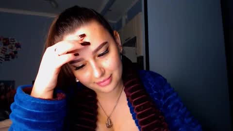 Snapshot of lisa_lady_golden chatting on 09/21/25, 10:22 lisa_lady_golden online show from 09/21/25, 10:22