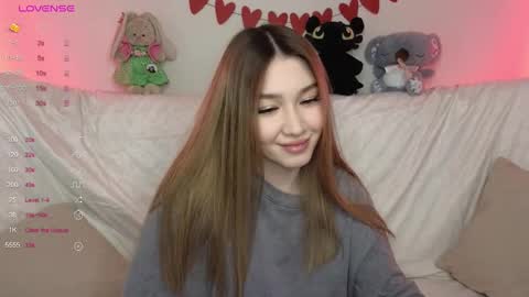 Snapshot of lisa_lit chatting on 03/03/25, 11:55 Lisa and Katerina online show from 03/03/25, 11:55