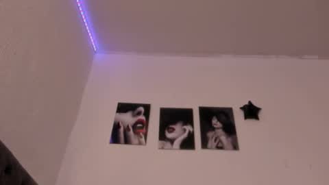 Lisa online show from 10/30/25, 02:13