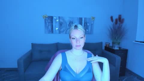 lisa_merritt online show from 06/03/26, 05:43