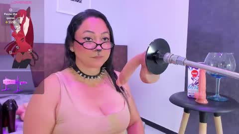 Snapshot of lisa_milf_ chatting on 11/13/25, 02:32 Lisa online show from 11/13/25, 02:32