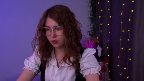  Lisa  online show from 11/15/25, 11:54