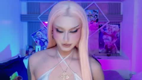 lisa_sparkleee online show from 08/01/26, 03:06