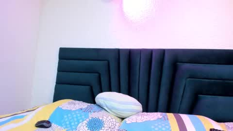 Snapshot of lisa_white_ chatting on 01/19/25, 07:15 lisa white online show from 01/19/25, 07:15