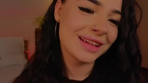 Snapshot of lisaaaliss chatting on 04/19/26, 10:14 lisaaaliss online show from 04/19/26, 10:14