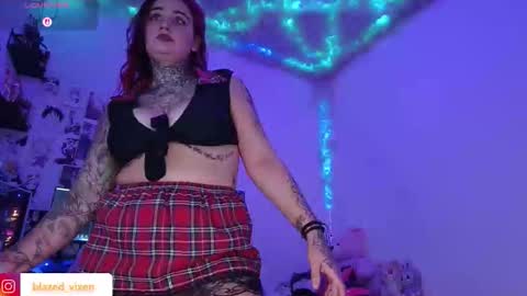 Snapshot of lisacasandra chatting on 02/12/26, 12:27 lisacasandra online show from 02/12/26, 12:27