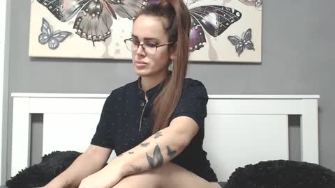 Lisa Grand online show from 12/29/24, 09:41