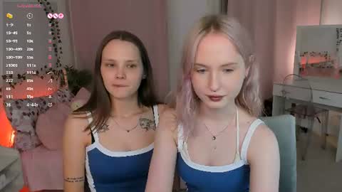 Lisa blonde  Alisa brunette online show from 06/10/26, 09:25