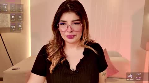 Snapshot of lisamonroe_ chatting on 10/28/25, 12:30 LISA MONROE online show from 10/28/25, 12:30