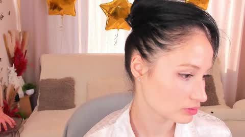 Snapshot of lisamooore chatting on 09/20/25, 03:07 Lisa Moore online show from 09/20/25, 03:07