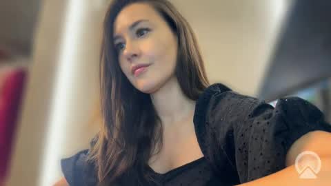 lisandriaaa online show from 06/16/26, 01:47