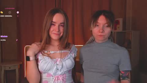 Hello our names are Kate and Alice this is our first day here. online show from 01/06/25, 01:09