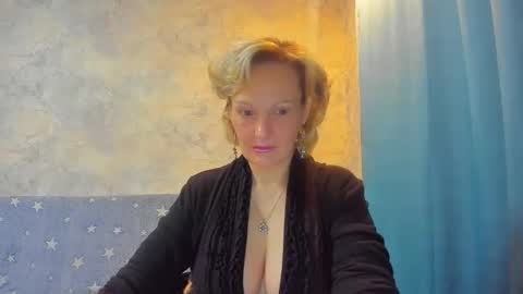Lisasimsxs online show from 02/08/26, 10:13