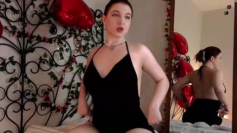 LisaVamp online show from 02/15/25, 11:25